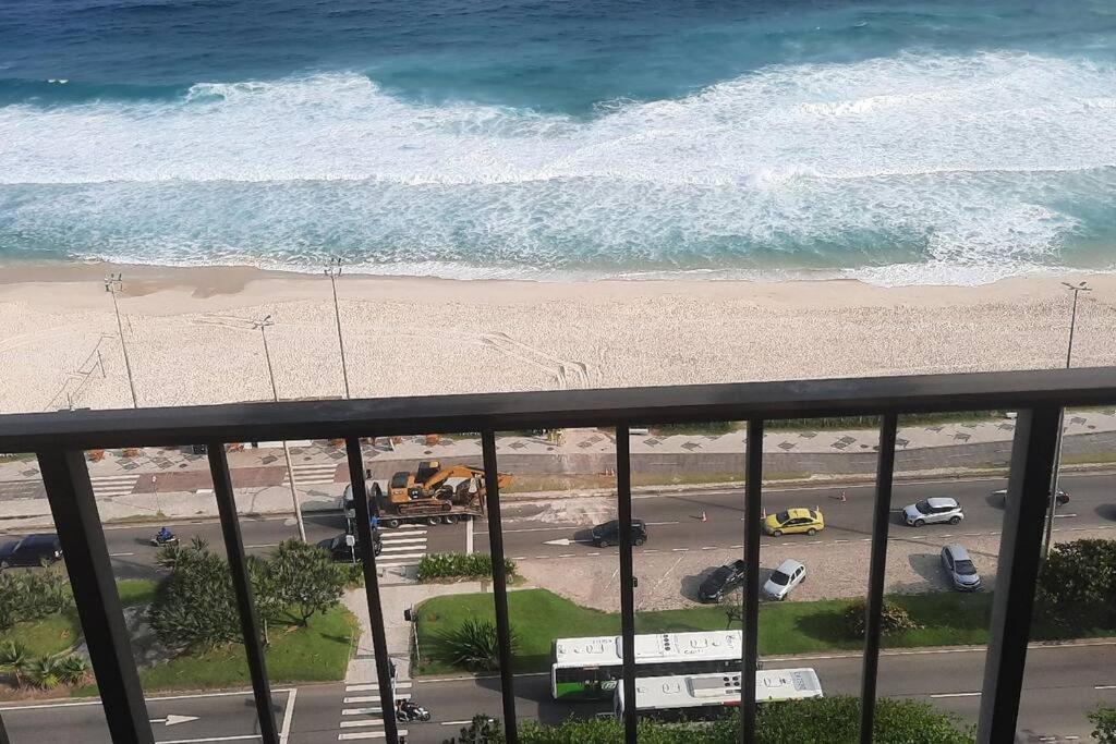 Apto Frente Mar 2 Suites リオデジャネイロ エクステリア 写真